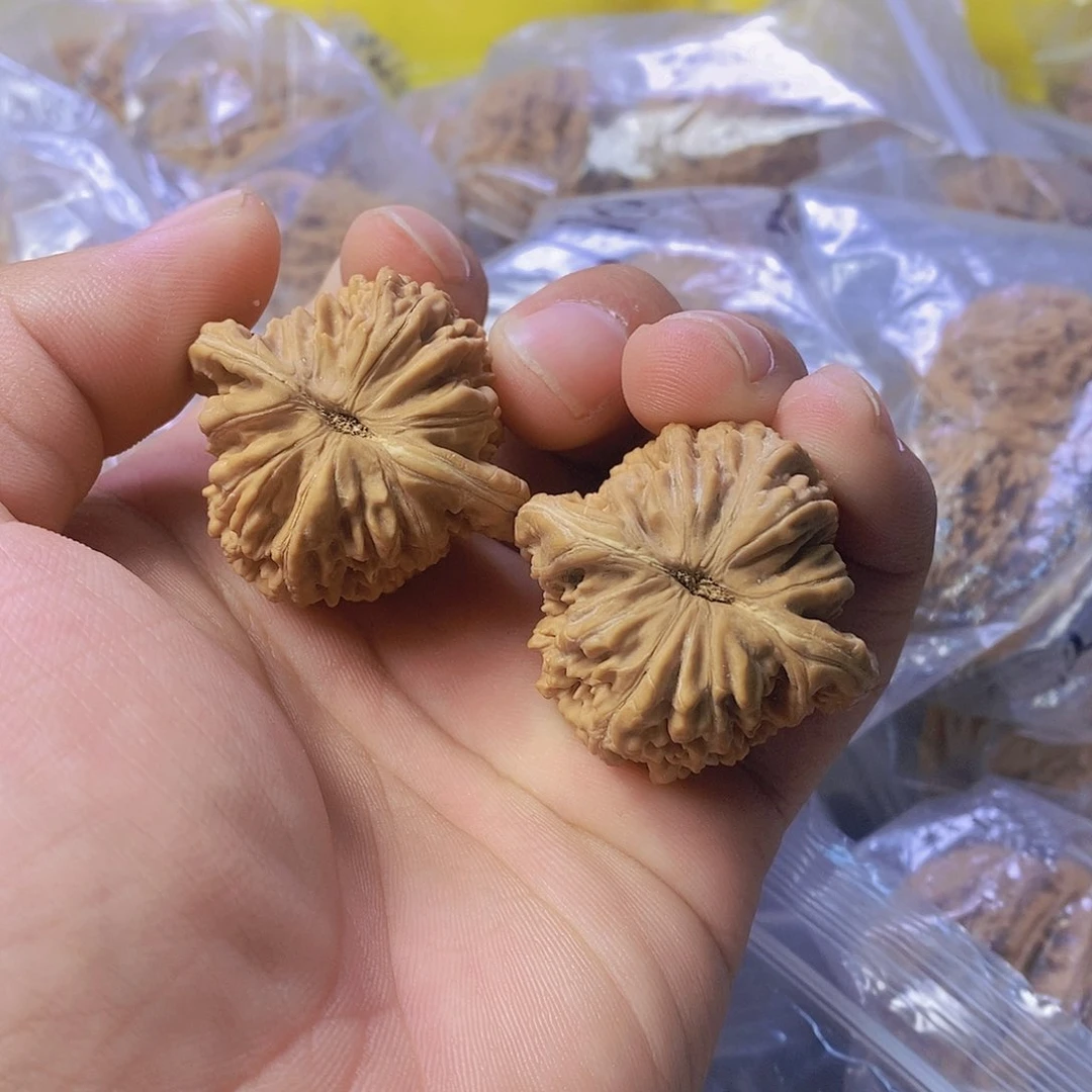 八*文玩核桃四座楼编号002