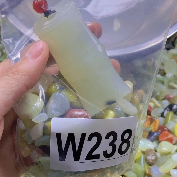 未镶嵌岫玉鱼缸石