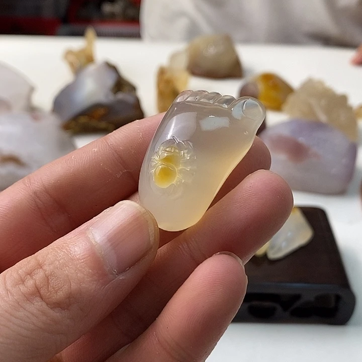 合金颈饰玛瑙/玉髓