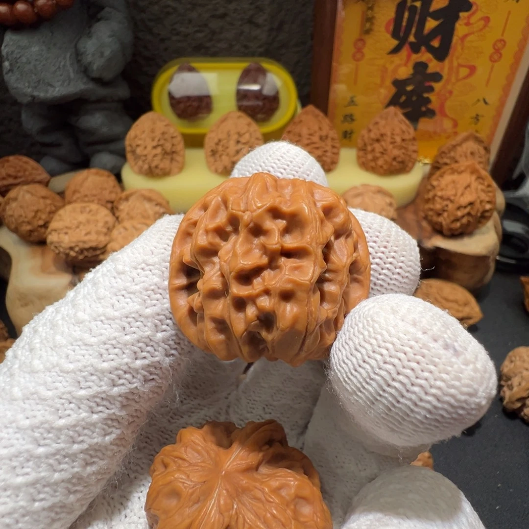 乔***少文玩核桃吊坠鬼龙