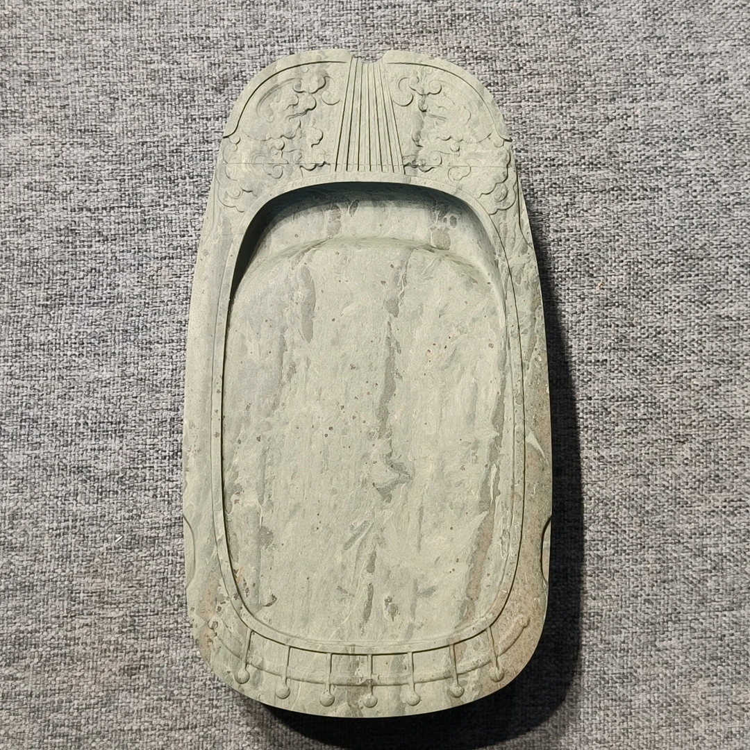 甘肃洮砚，水泉古琴砚，尺寸16.5*9*3.5厘米