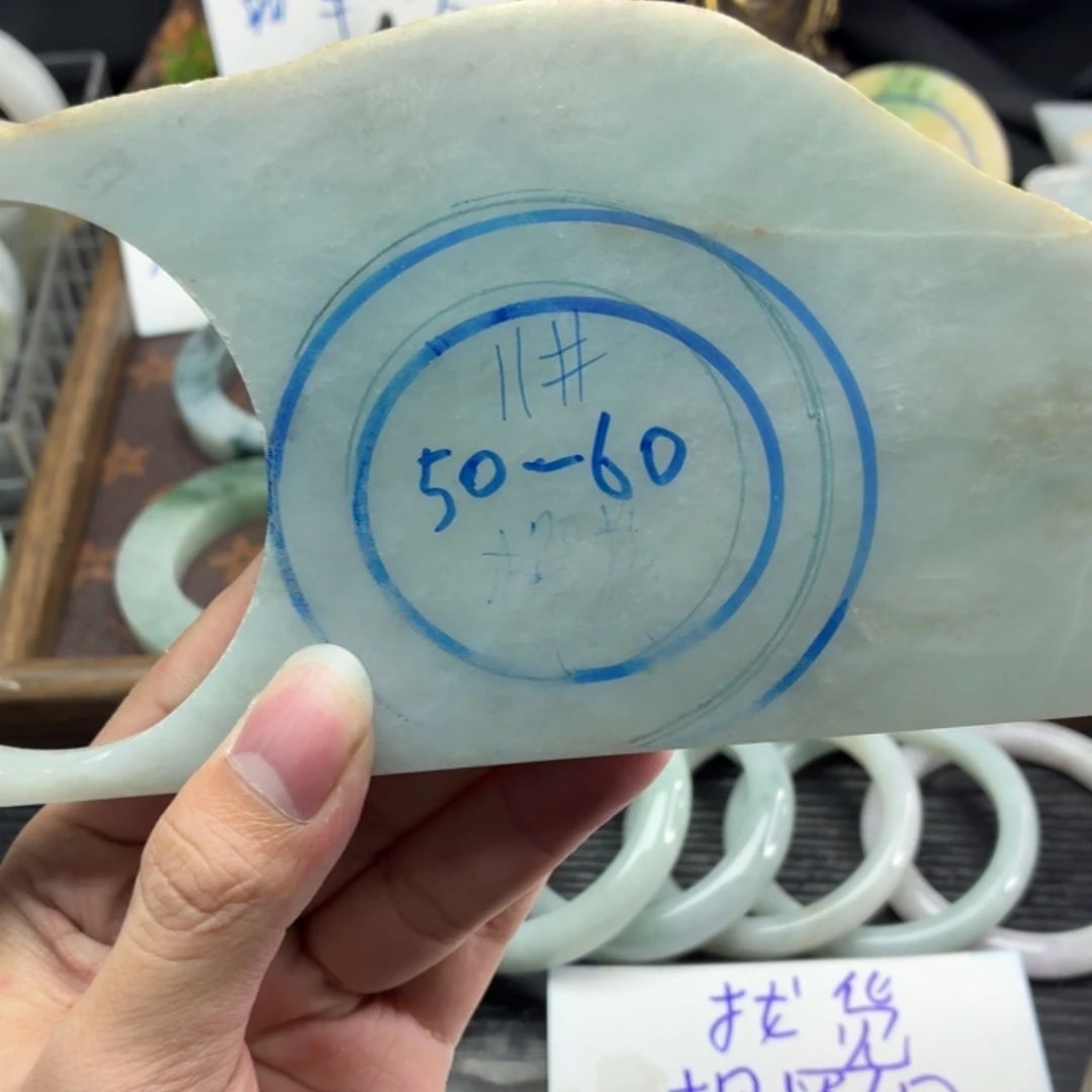 定制翡翠未镶嵌翡翠A货毛胚手镯定制