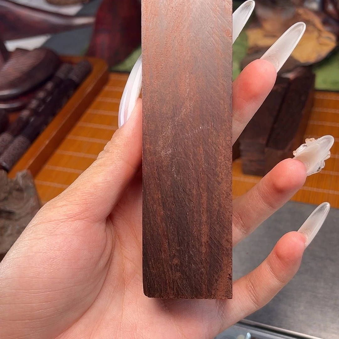 用***8檀香紫檀（小叶紫檀）