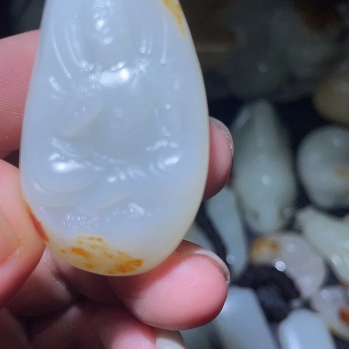 仁***珠和田玉（糖玉）未镶嵌颈饰