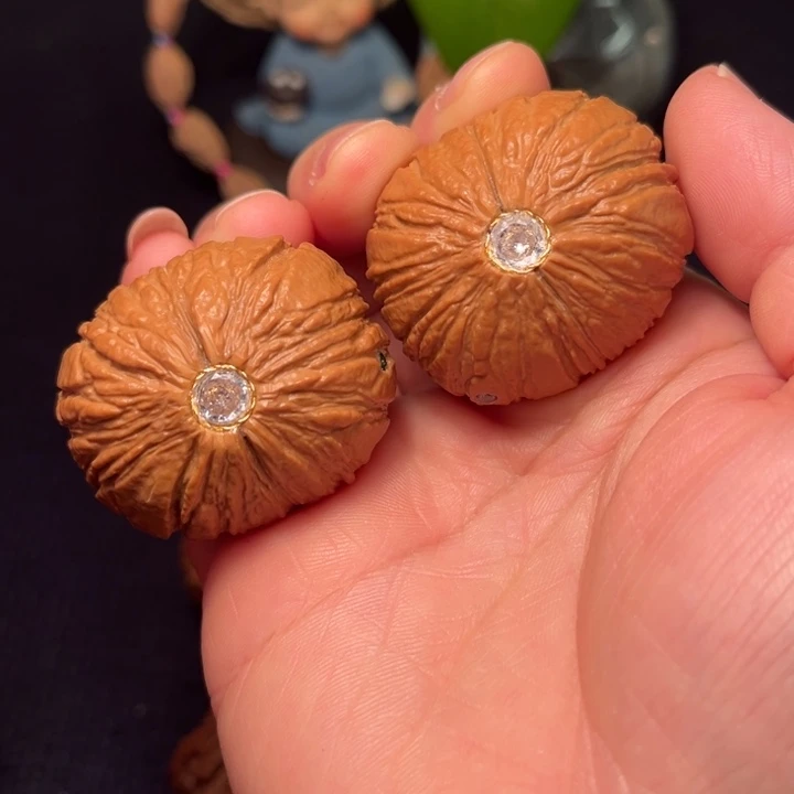 把件文玩核桃猴头元宝38