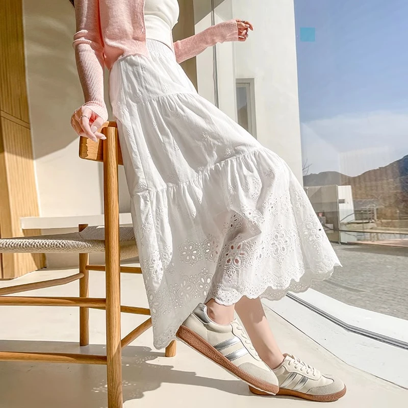白色镂空绣花半身裙女春夏季2025新宽松显瘦高腰甜美a字中长款裙