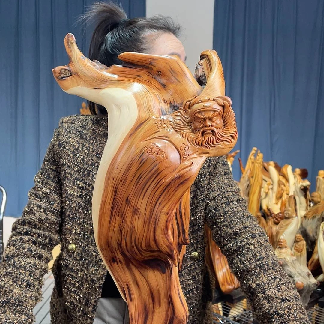 柏木（崖柏）随型艺术根雕