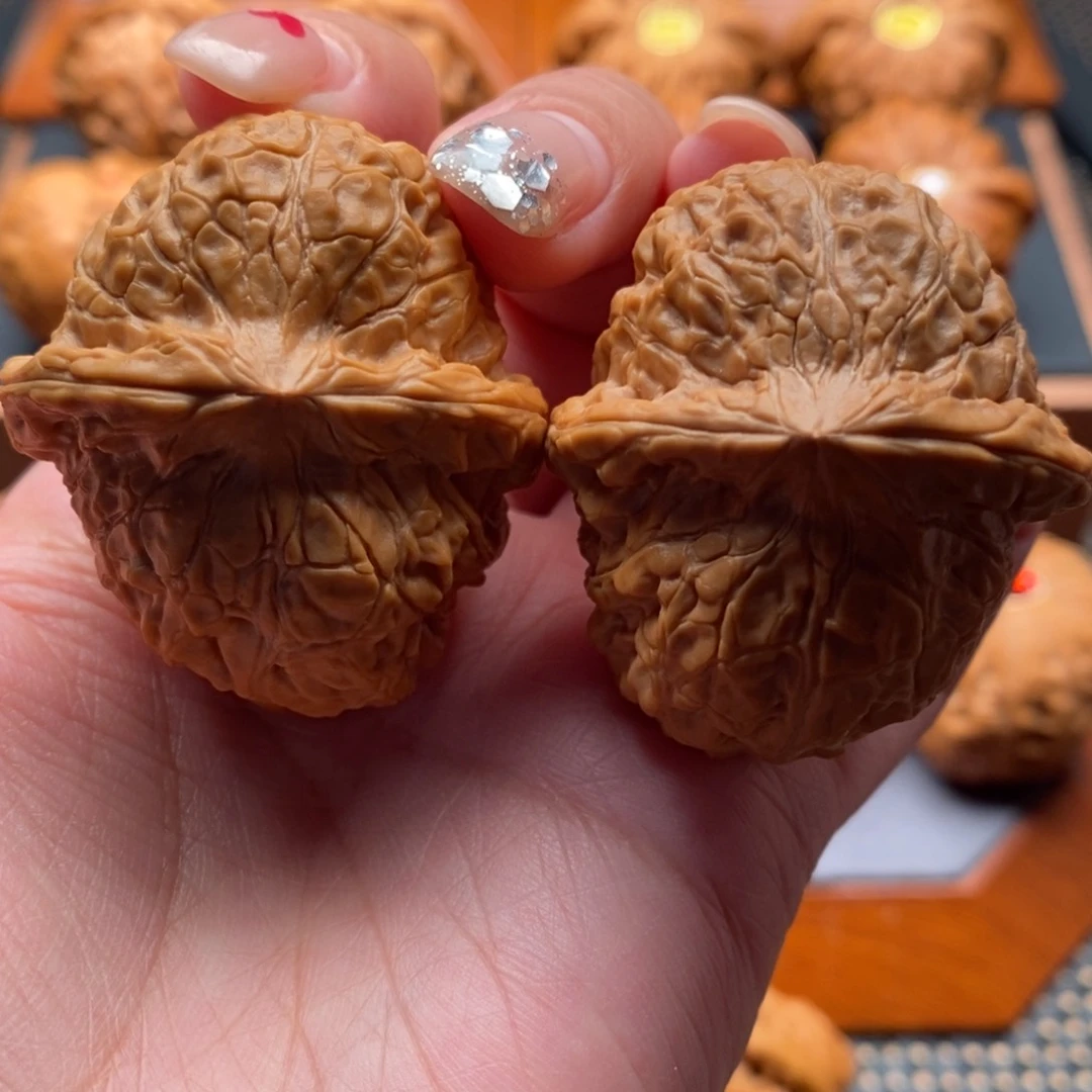 文玩核桃把件全品南瓜异型半壁