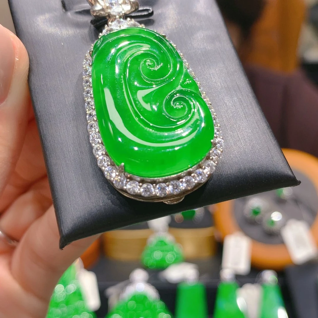 【闪购商品】颈饰银S925镶嵌翡翠9柒姐