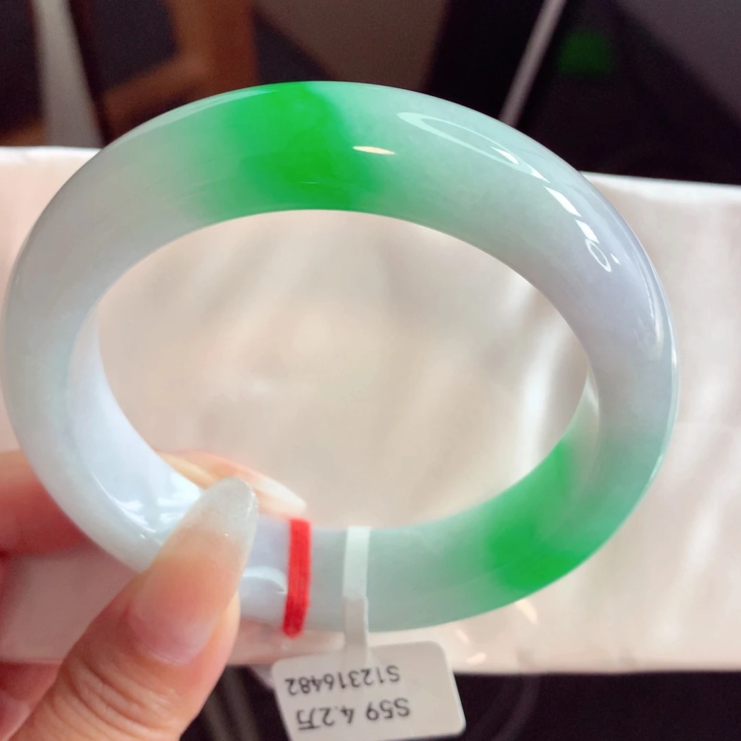 未镶嵌手镯翡翠宽轮胎有棉纹59.8圈（16号）