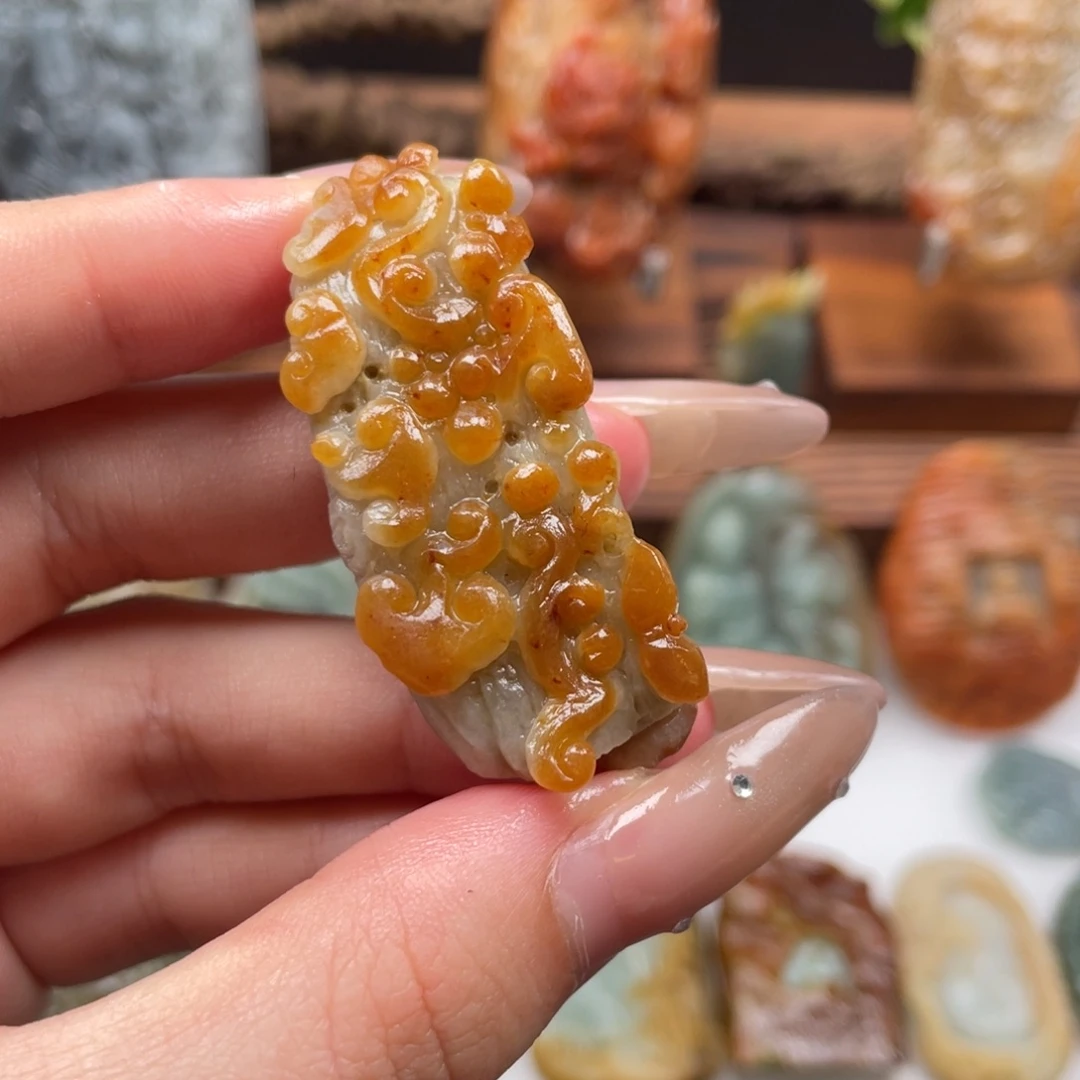 定制翡翠未镶嵌翡翠