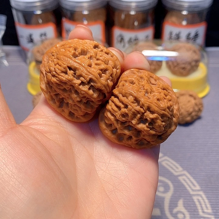 桃核把件418。 全品南疆。41