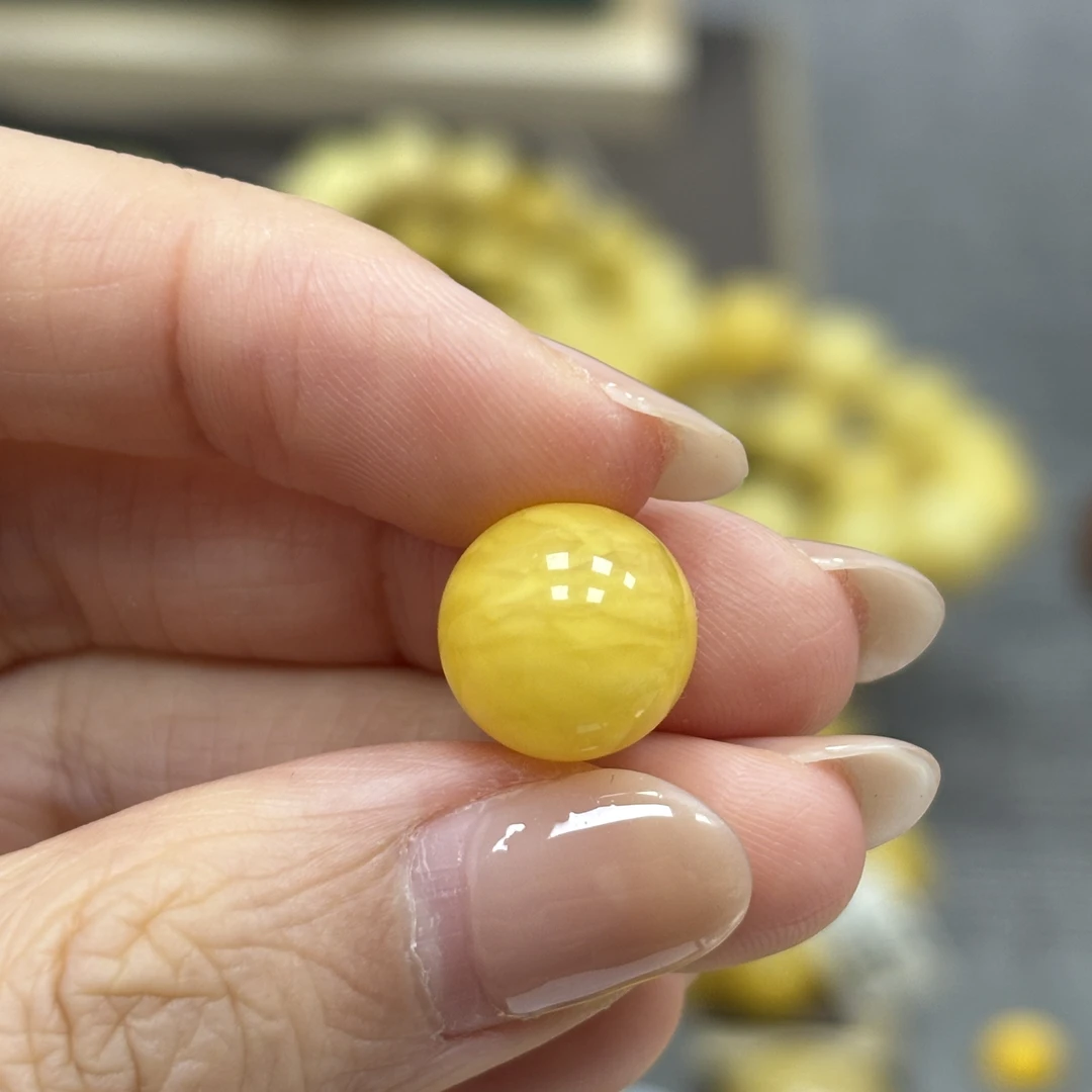 11.8mm 小妖珠宝天然原矿琥珀蜜蜡