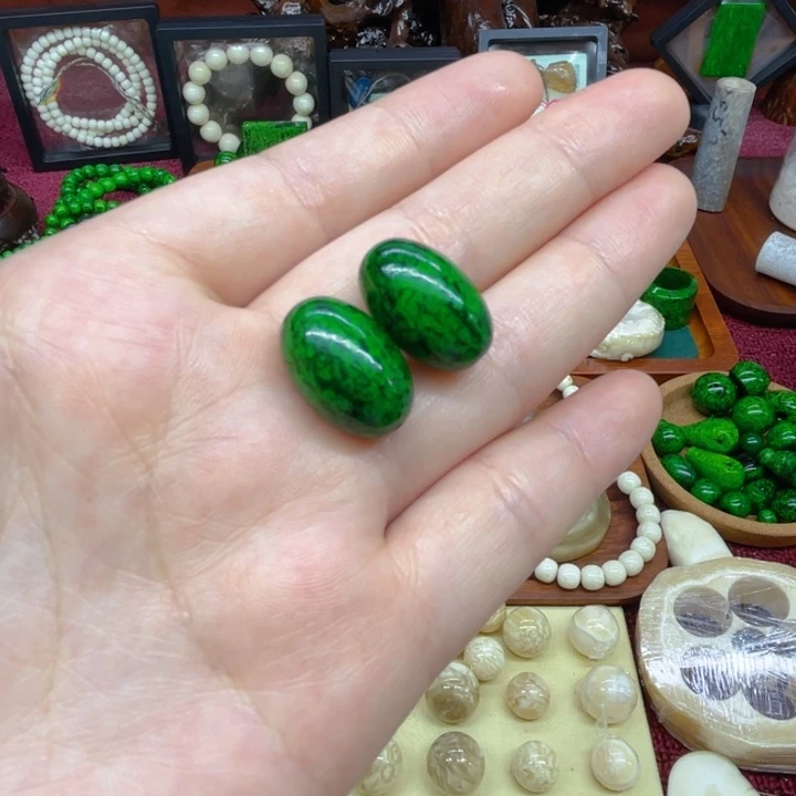 陶瓷满花小绿枣珠一颗
