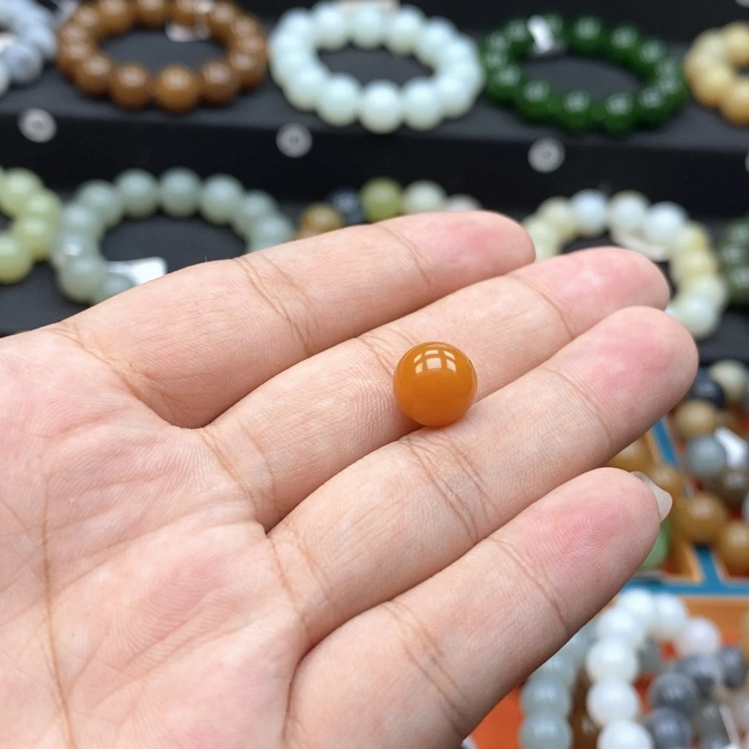 未镶嵌石英质玉（黄龙玉）珠宝奇石Q卡10缅黄