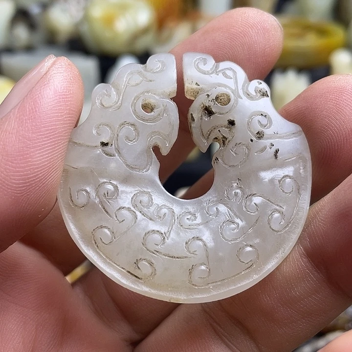 颈饰未镶嵌和田玉