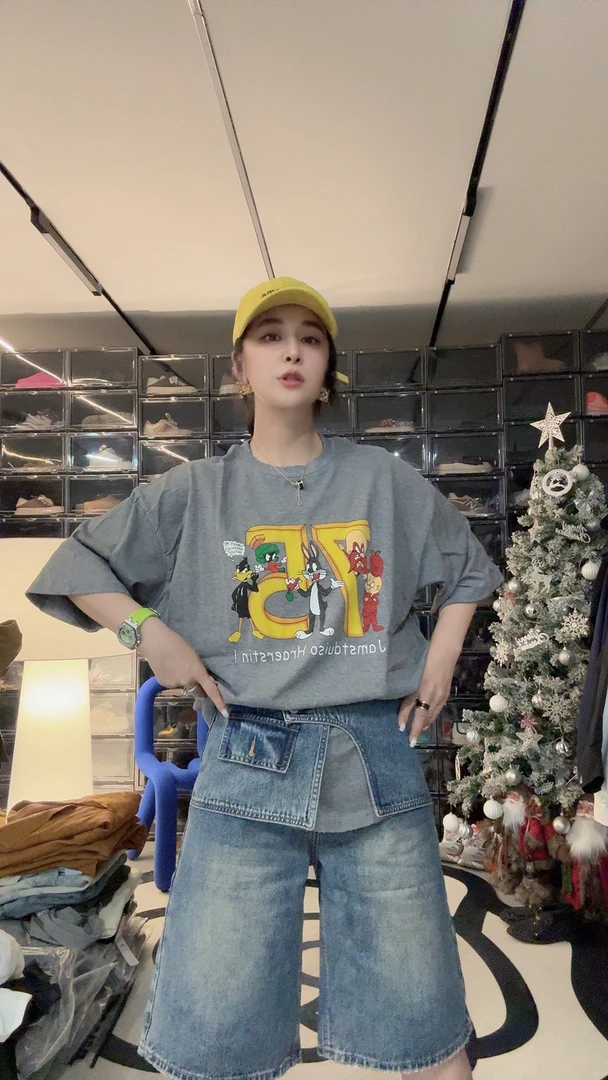 【孙老板】2025夏季新款短袖INS风通勤圆领宽松型T恤蓝色卡通韩版风