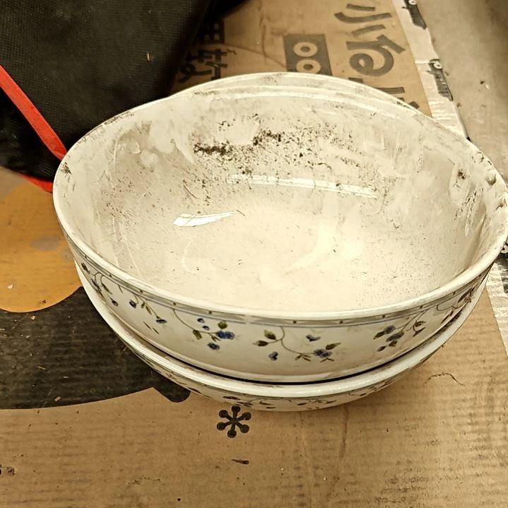 瓷片陶瓷盘子碗啥都有