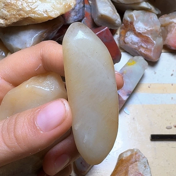 明***月寿山石寿山石的颜色