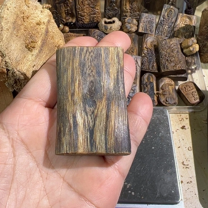 沉香吊坠老白棋沉香吊坠13.7克