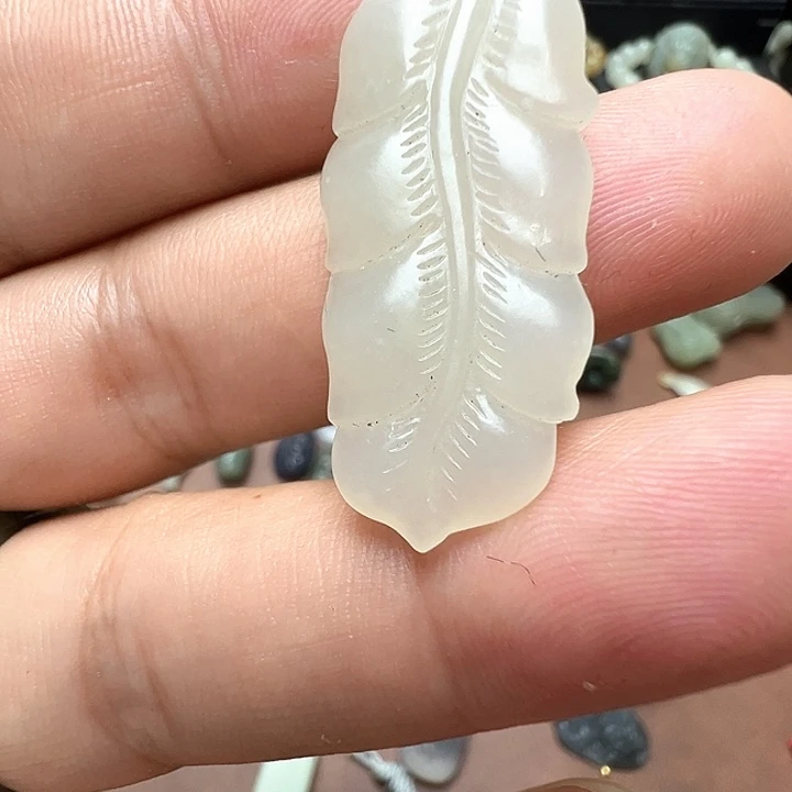 未镶嵌和田玉（糖玉）珠宝半成品