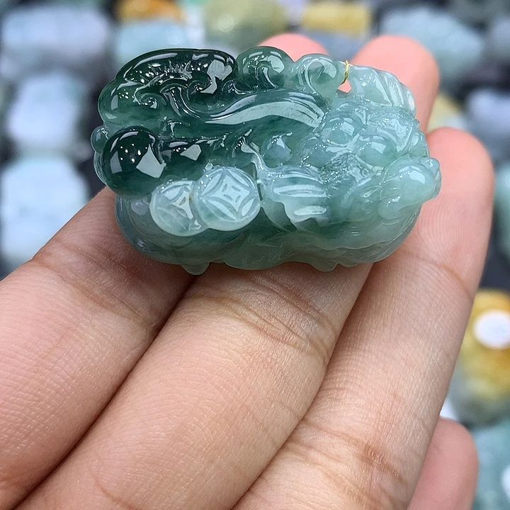 翡翠未镶嵌颈饰天然缅甸翡翠