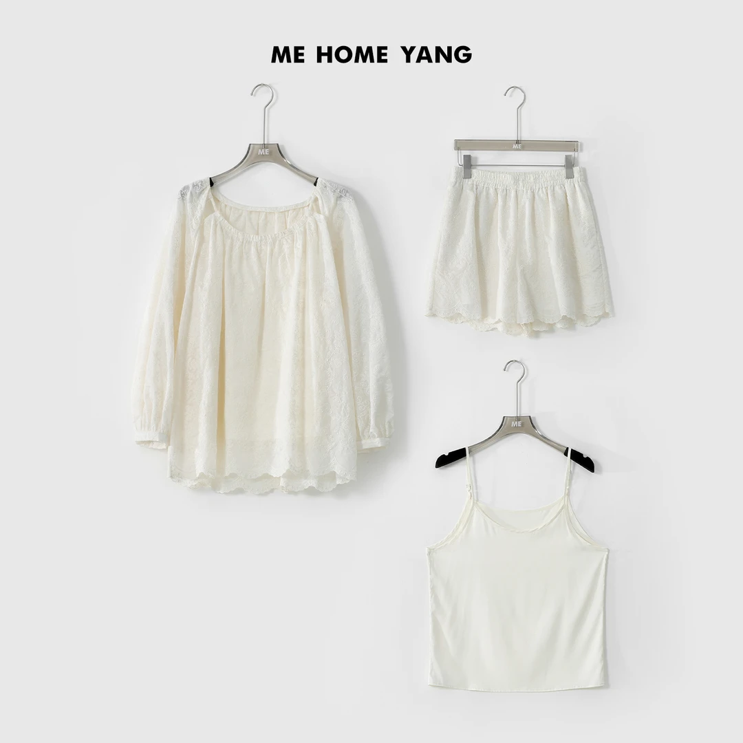 ME【手摇花套装】春夏新款女士显瘦时尚透气三件套 MEQC671