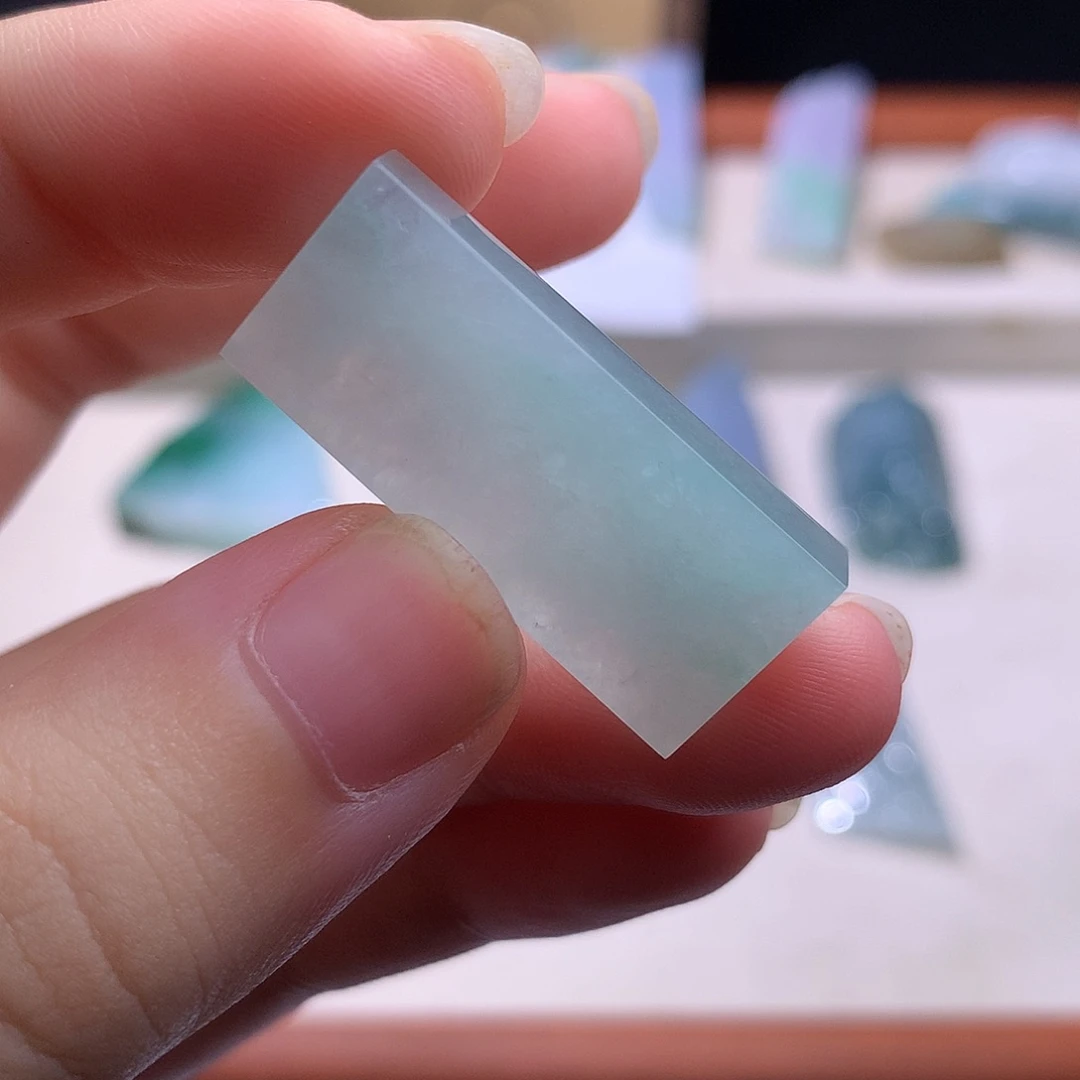 颈饰未镶嵌翡翠福利
