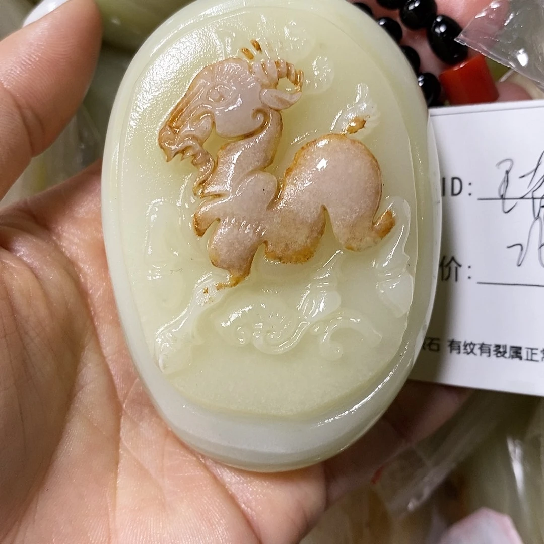 石材王*古青石手把件