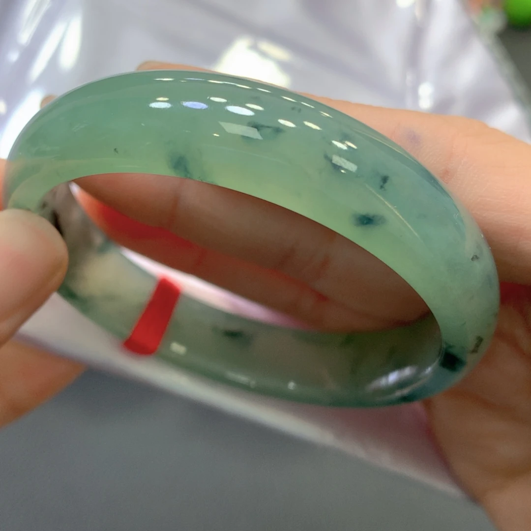 翡翠未镶嵌手镯23