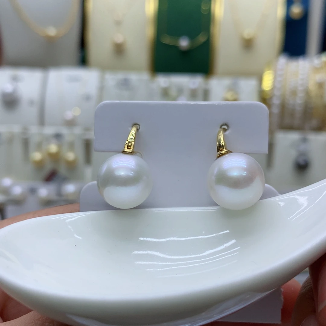 18K金镶嵌耳饰淡水珍珠