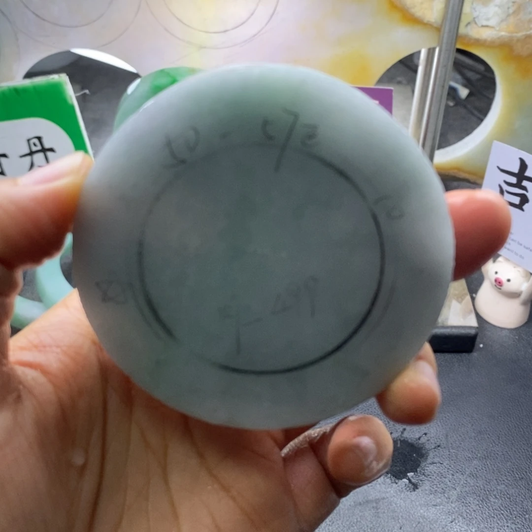 定制翡翠未镶嵌翡翠手镯