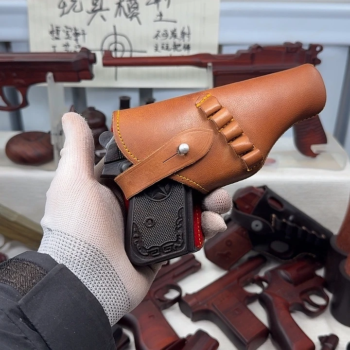 大***女香榧木紫光檀64一个