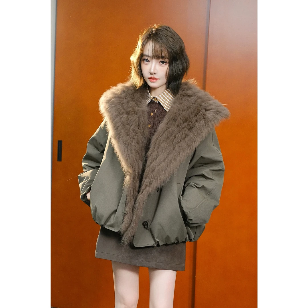 5079狐狸毛内胆鹅鹅派克服可拆卸大毛领好看（衣长68左右）