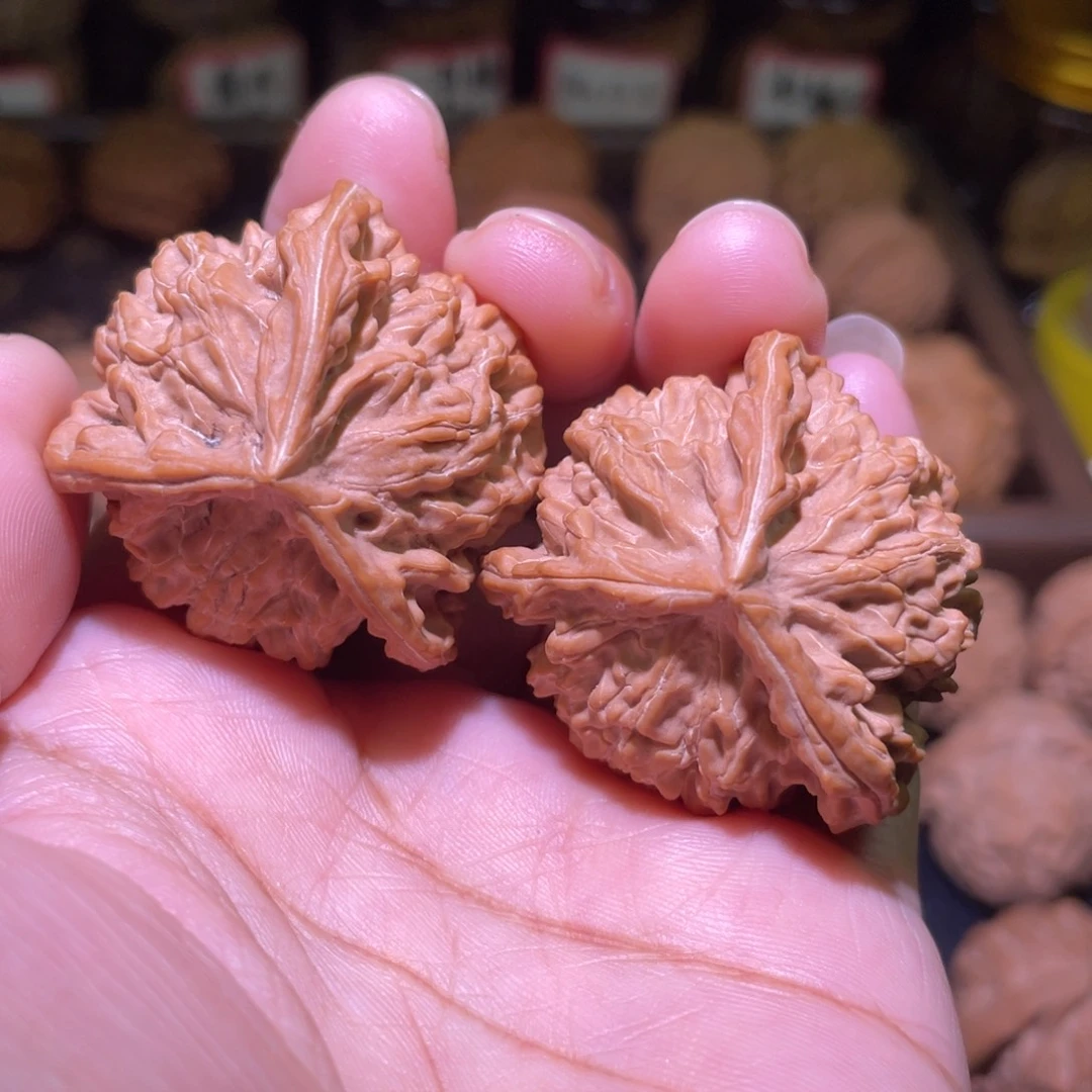 把件文玩核桃三棱