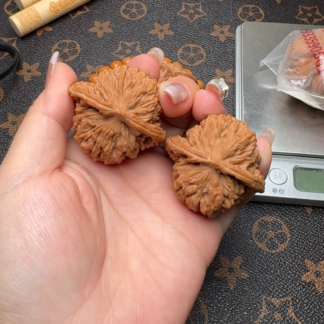 尚***水把件文玩核桃43.5楼G443