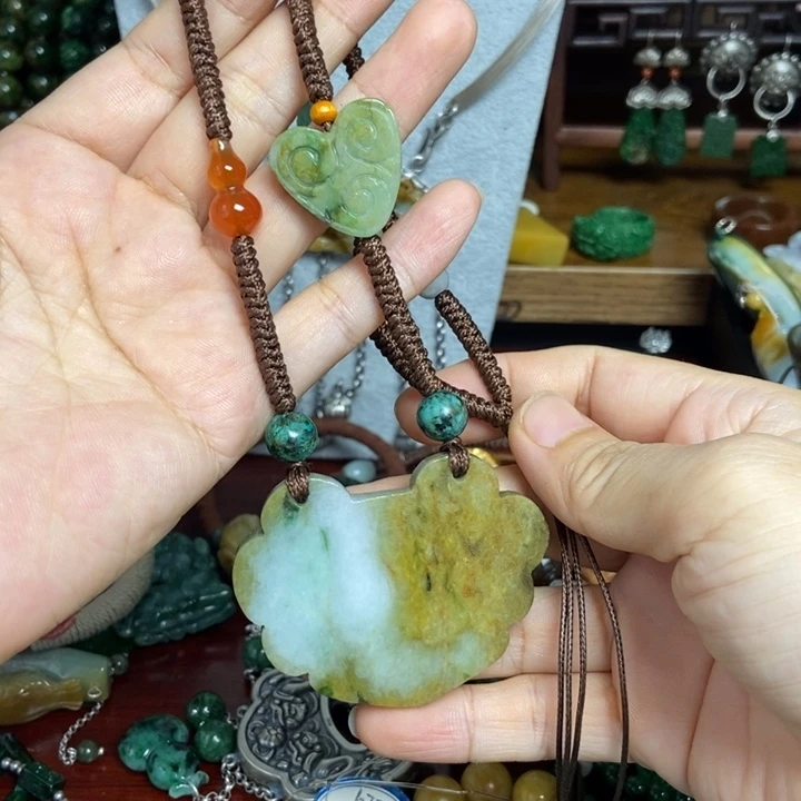 特色青蛙锁牌一条