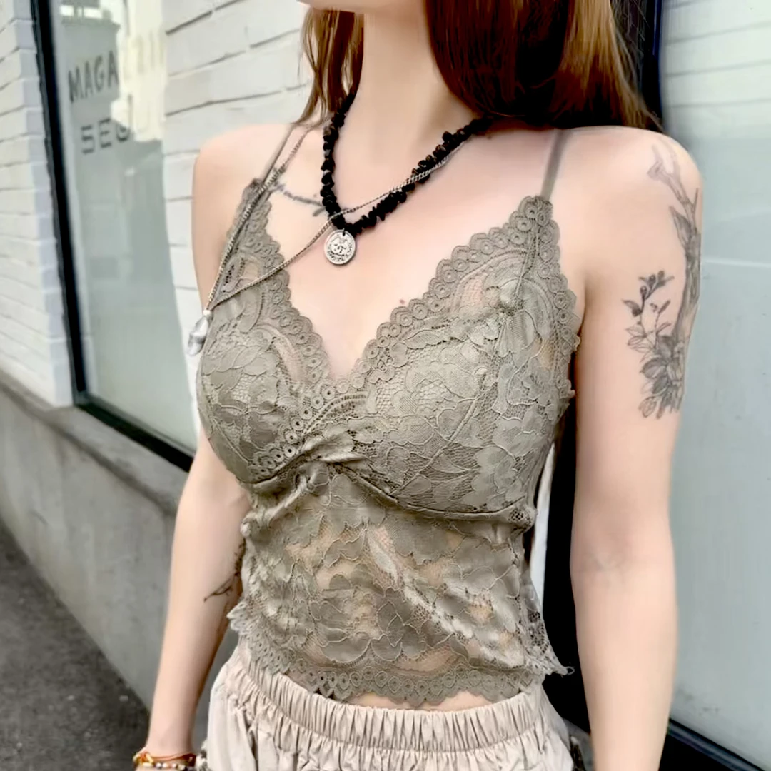可可不加酱【蕾丝背心】韩版复古通勤短款修身蕾丝吊带背心25A1T396