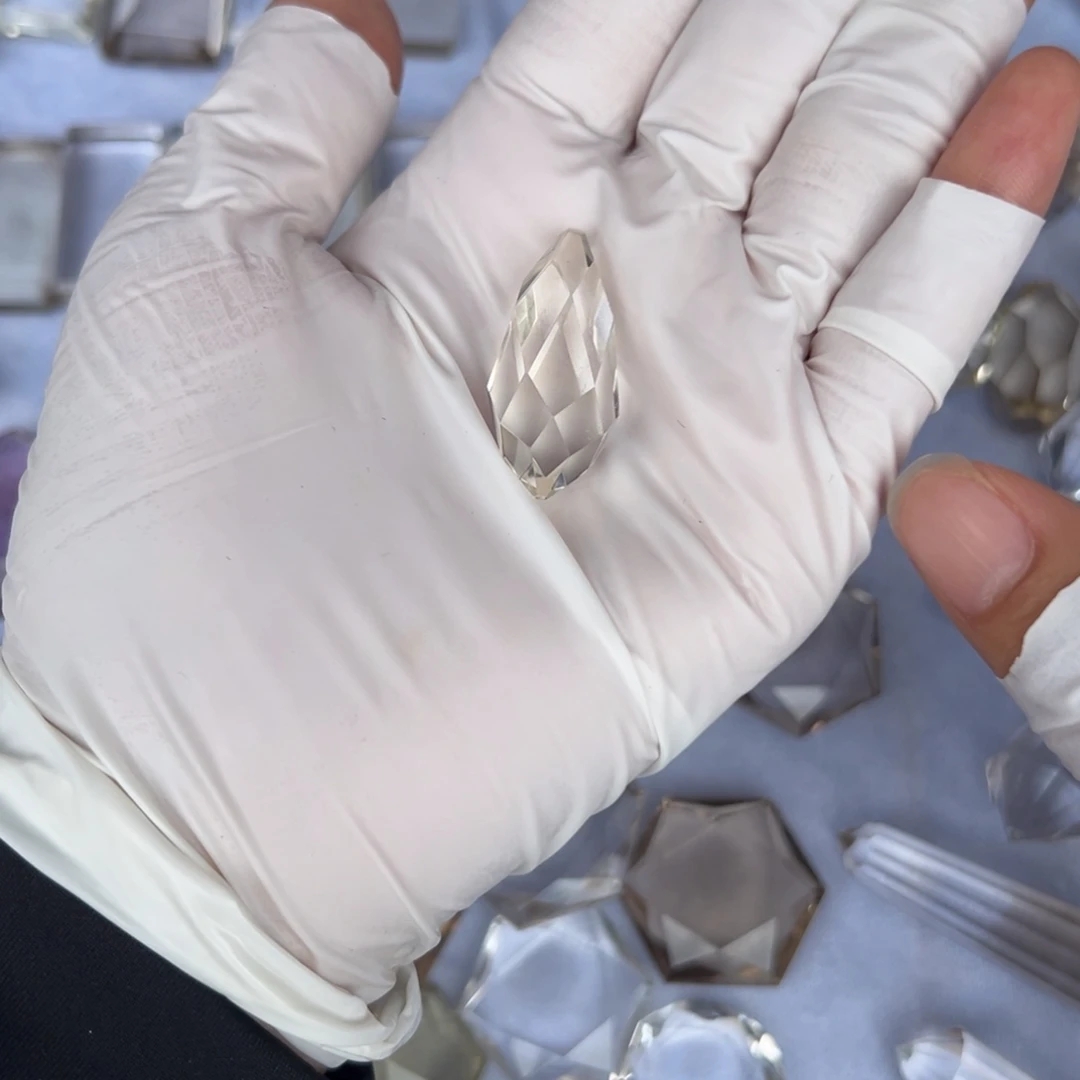 中***5颈饰未镶嵌水晶天然水晶