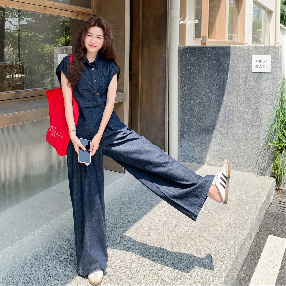 酷飒风设计感牛仔套装女2025夏深蓝色气质感短袖衬衫阔腿裤两件套