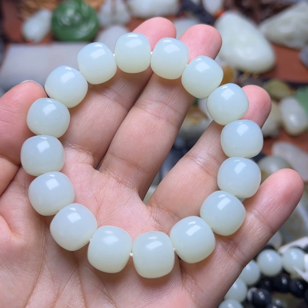 和田玉未镶嵌手链