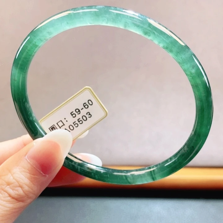 翡翠未镶嵌手镯翡翠手镯16