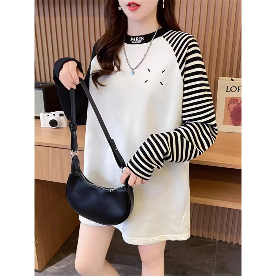 早春新款圆领宽松休闲百搭长袖T恤遮肉显瘦插肩袖大码打底衫24247