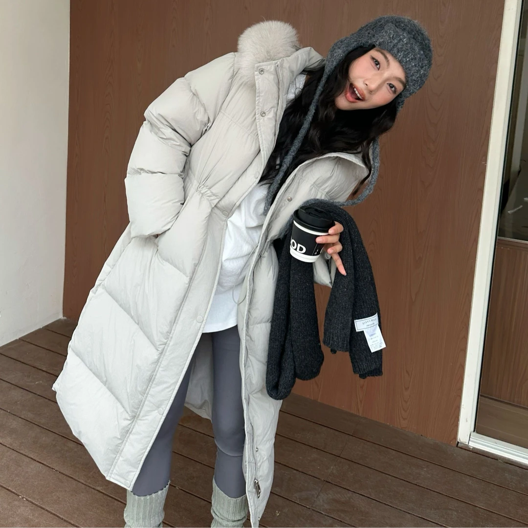 鑫燃Kiki 长款狐狸毛领50白鸭绒时尚羽绒服 69011 OBT