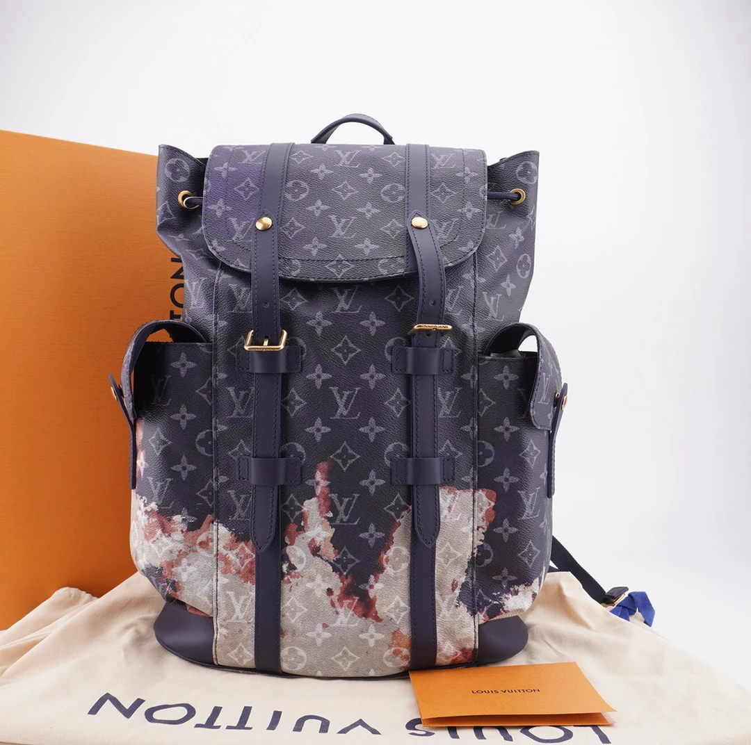 未使用 LouisVuitton/路易威登 闲置 Christopher 双肩包 F589