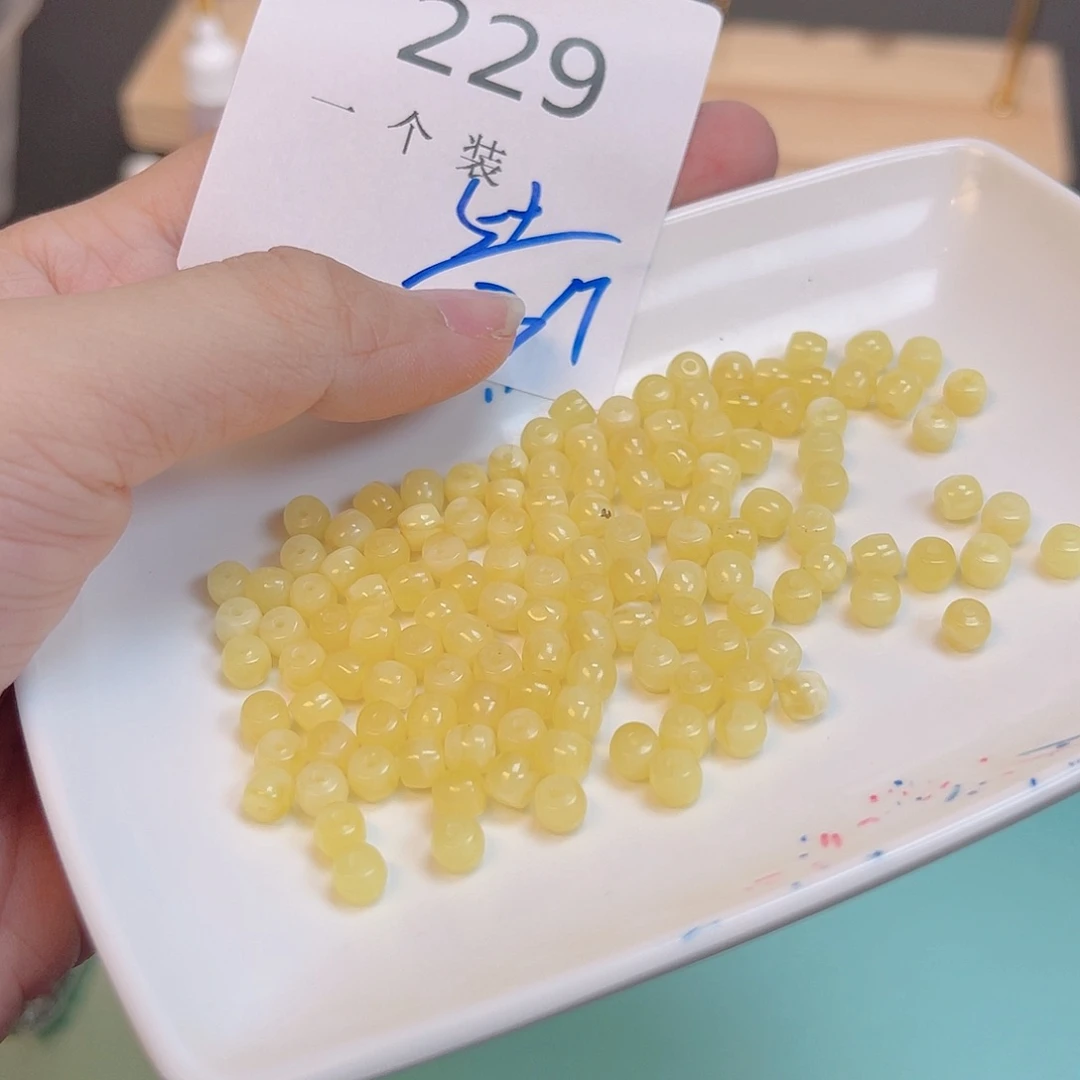 水晶珠宝半成品未镶嵌229 。