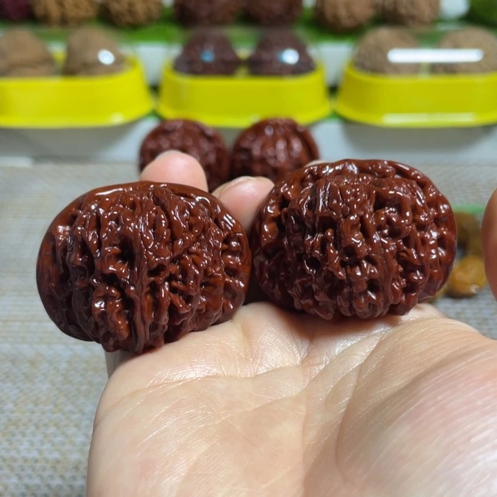 把件桃核42➕四座楼