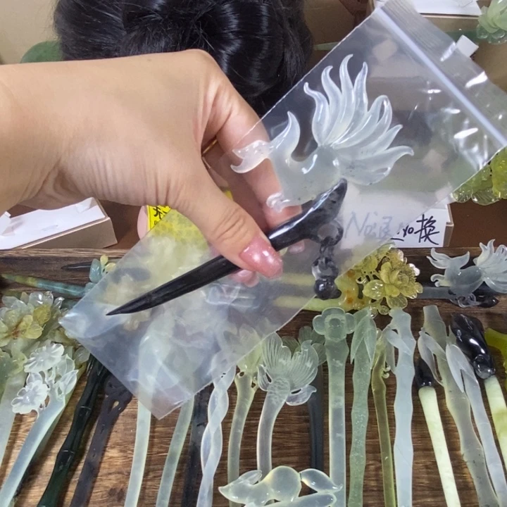 蛇纹石玉未镶嵌发饰