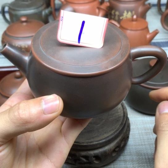 壶微瑕 黑素汉瓦壶 200毫升左右的