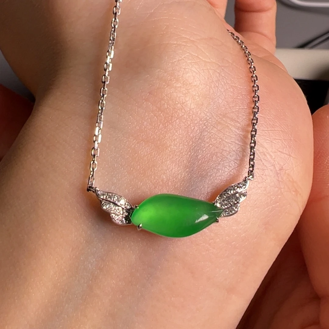翡翠18K金镶嵌颈饰Y天使锁骨套链